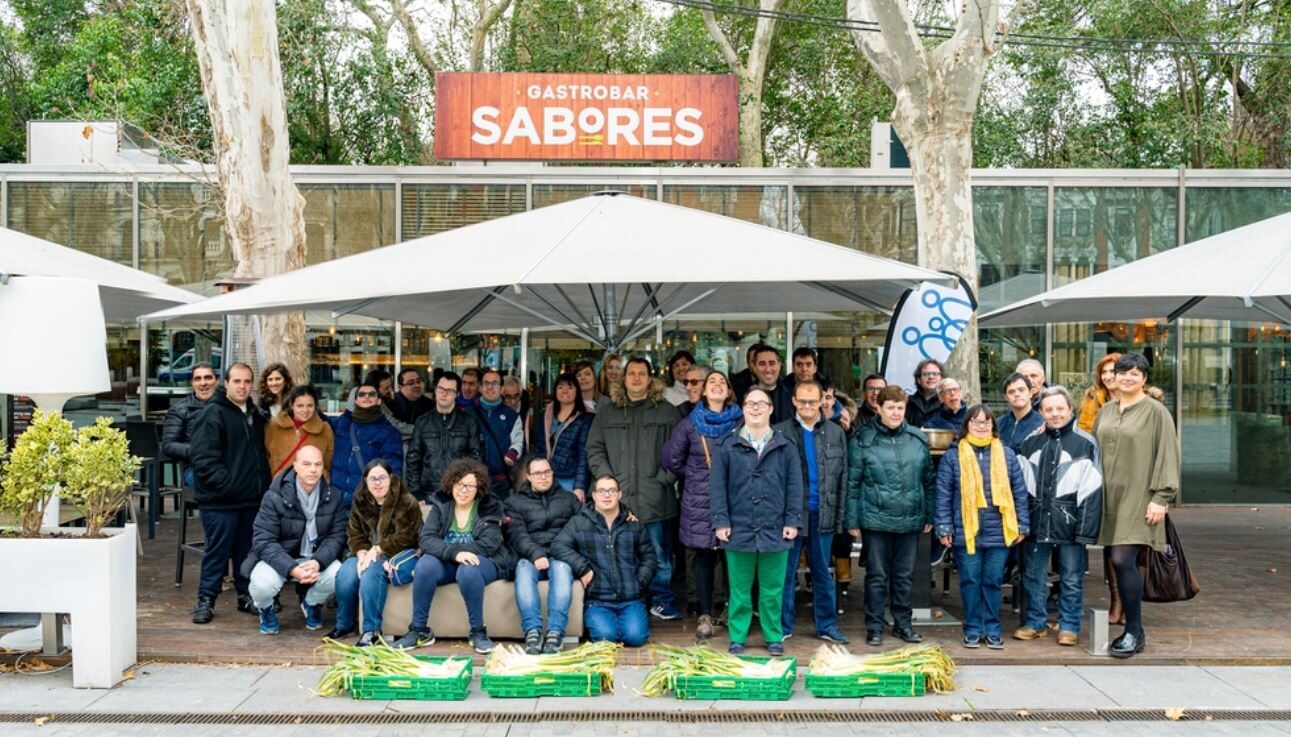 Grupo MOGA celebra Aniversario con jóvenes de Fundación Personas