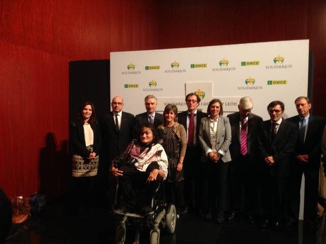 Chus Conde recibe el Premio Solidario ONCE Castilla y León en su XII Edición