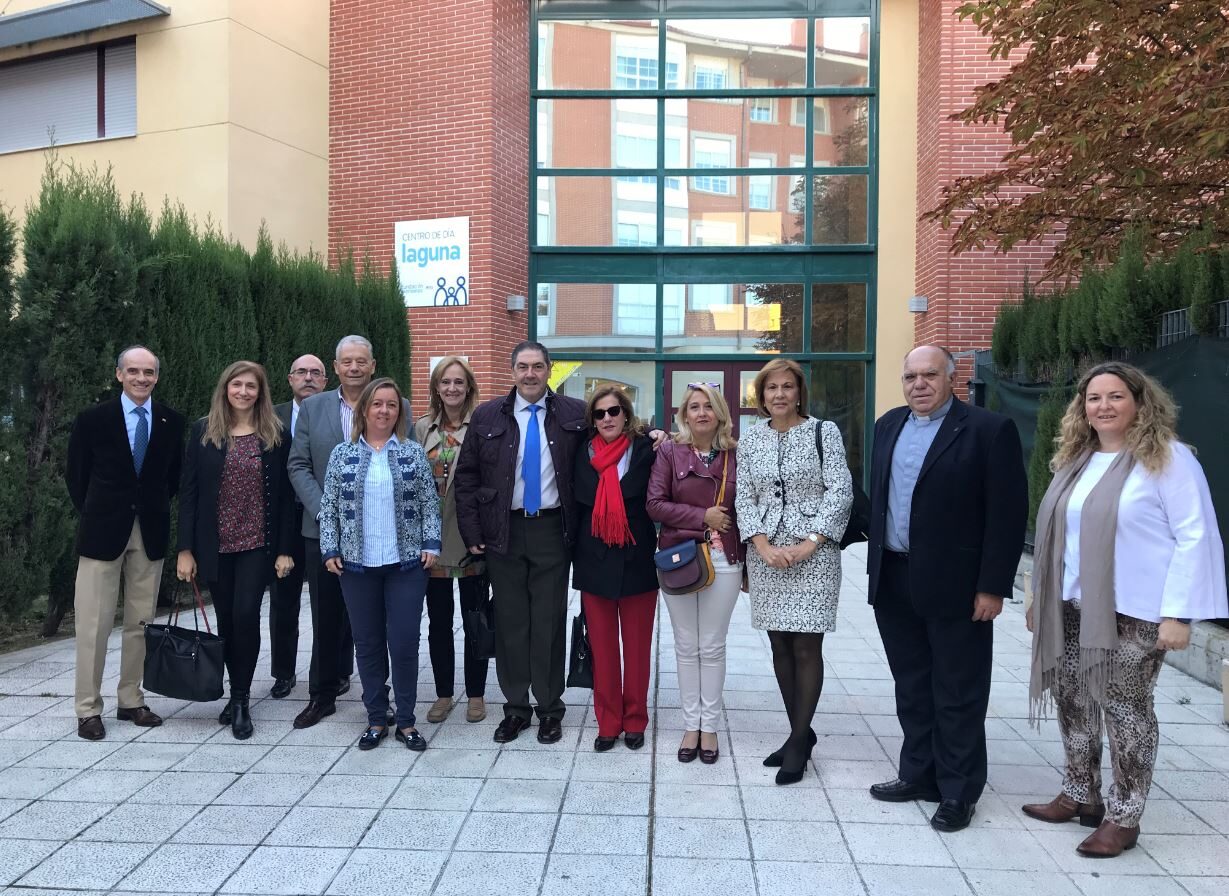 El general de la SUIGE José Rivas visitó el Centro Laguna de Fundación Personas