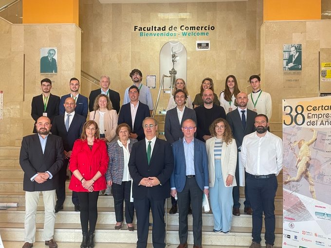 La universidad de Valladolid premia a Asprona por su trayectoria en el Tercer Sector