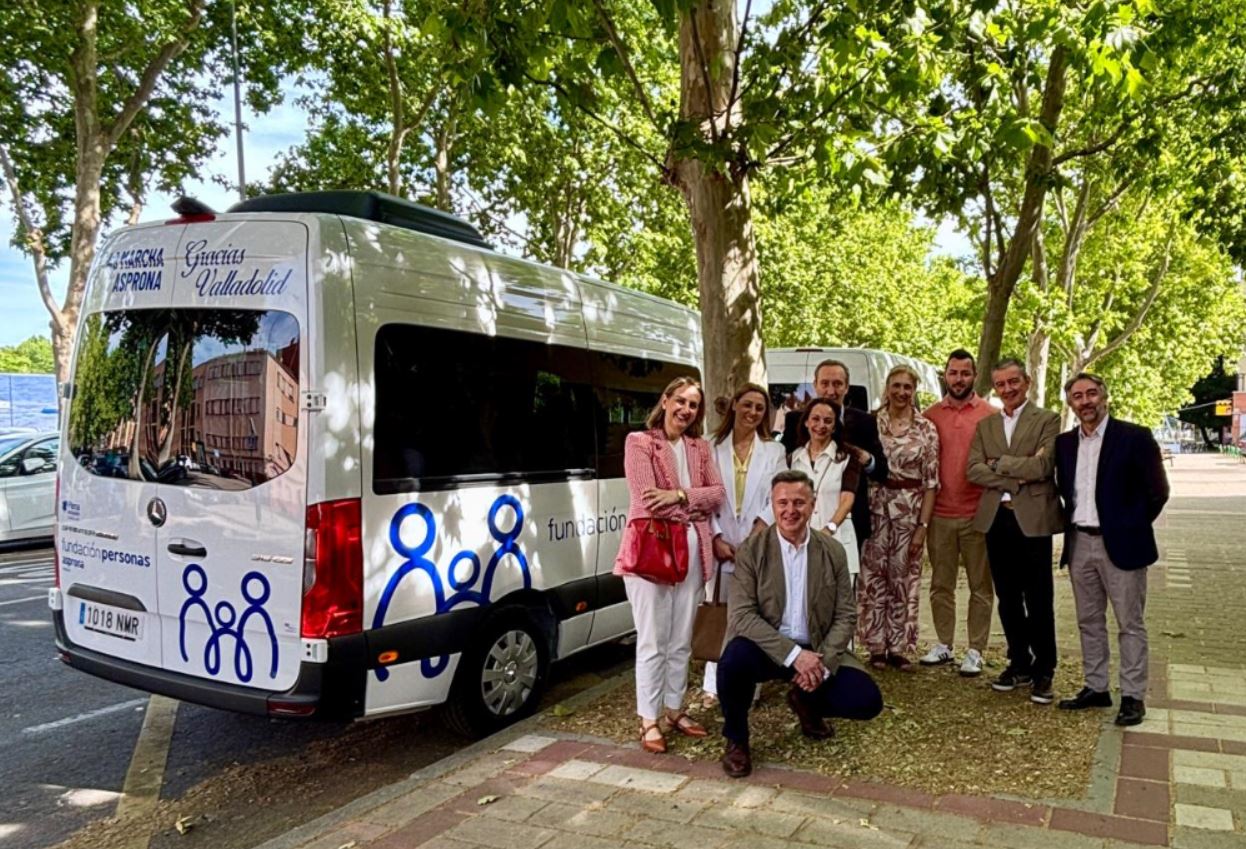 Fundación Personas recibe a Lesaffre en el Centro Obregón de Valladolid y presenta la nueva furgoneta adaptada